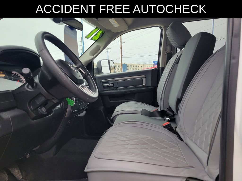 Used 2021 RAM 1500 Classic SLT image 12