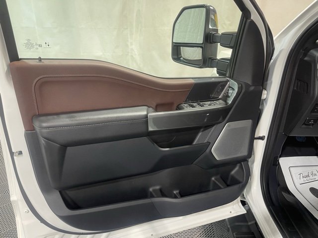 Used 2022 Ford F150 Lariat image 9