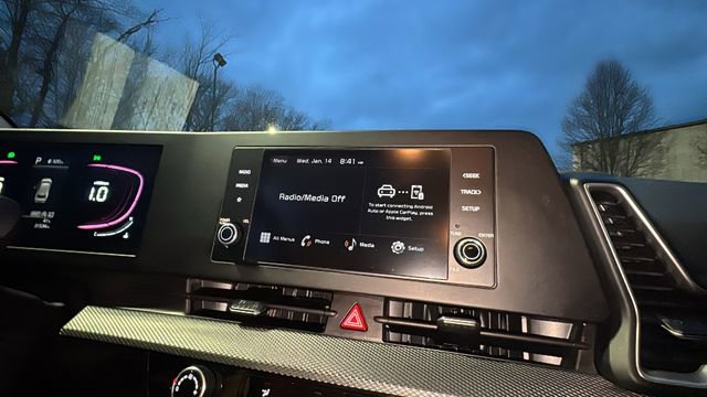 Used 2024 Kia Sportage LX image 18