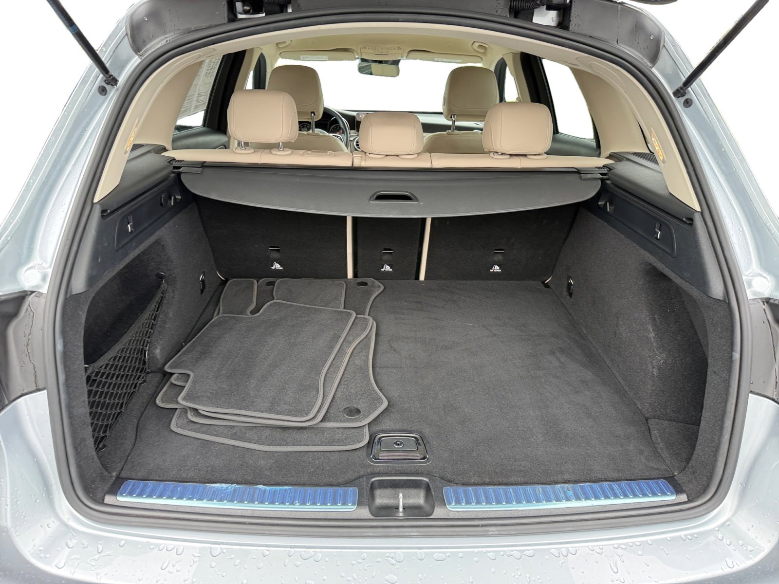 Used 2022 Mercedes-Benz GLC 300 4MATIC image 17