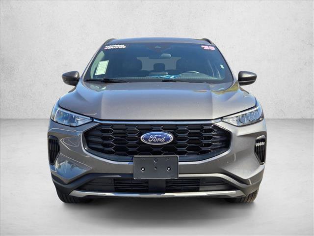 Used 2025 Ford Escape ST-Line image 2