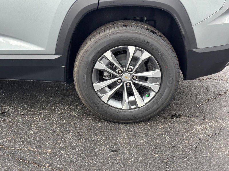 New 2026 Chevrolet Equinox LT image 4