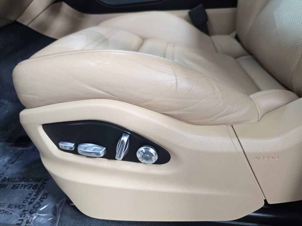 Used 2019 Porsche Cayenne S AWD/4WD image 23