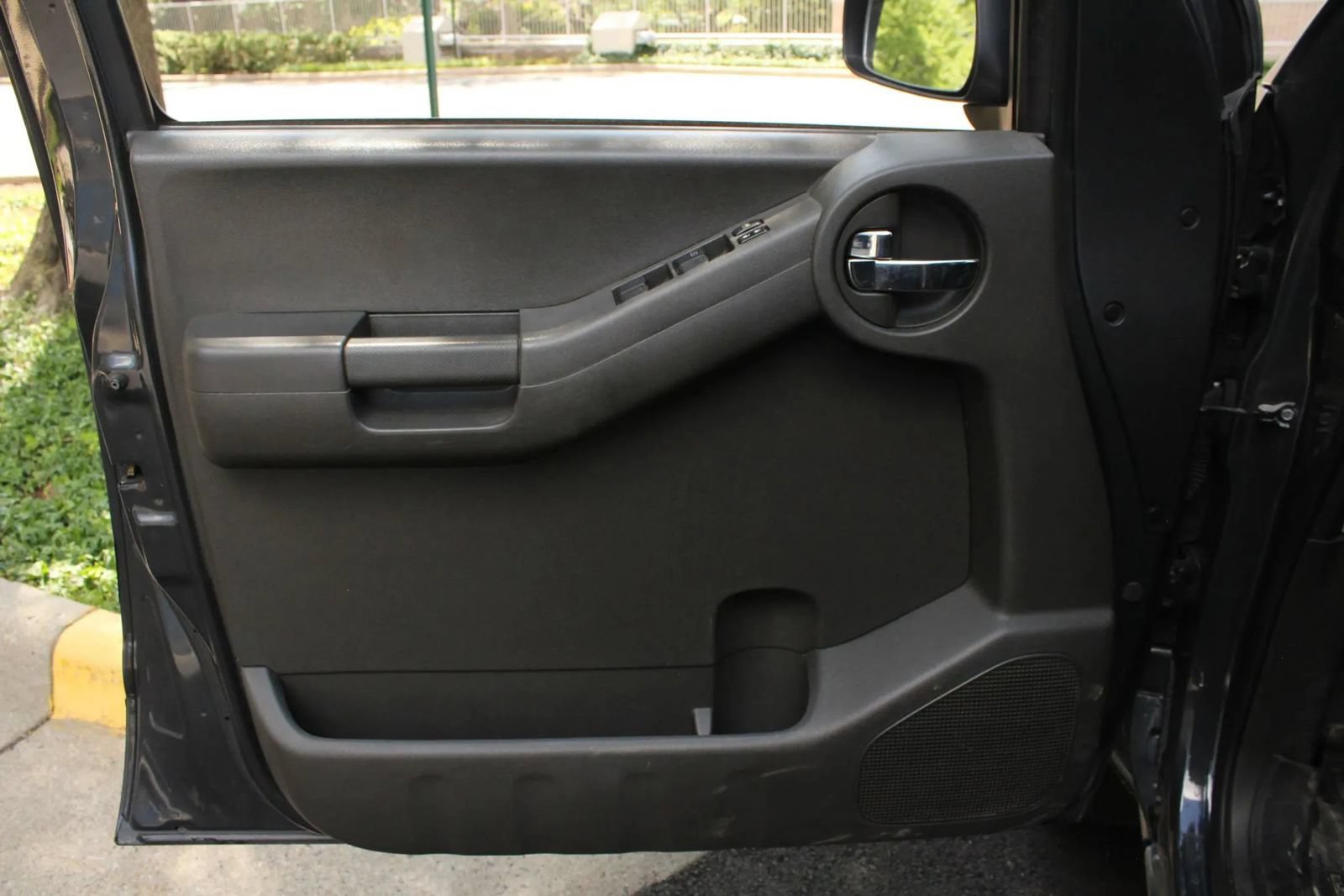 Used 2012 Nissan Xterra PRO-4X w/ Pro-4x Leather Pkg AWD/4WD image 15