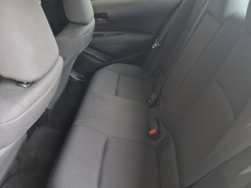 Used 2025 Toyota Corolla LE FWD image 12