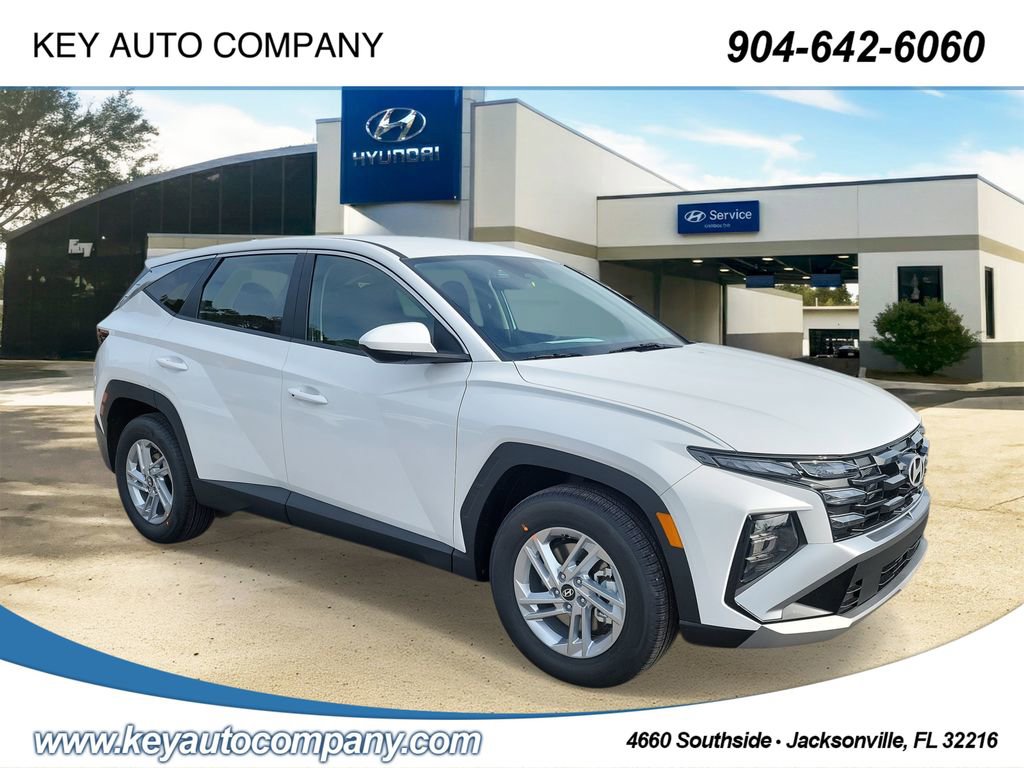 Used 2026 Hyundai Tucson SE image 1