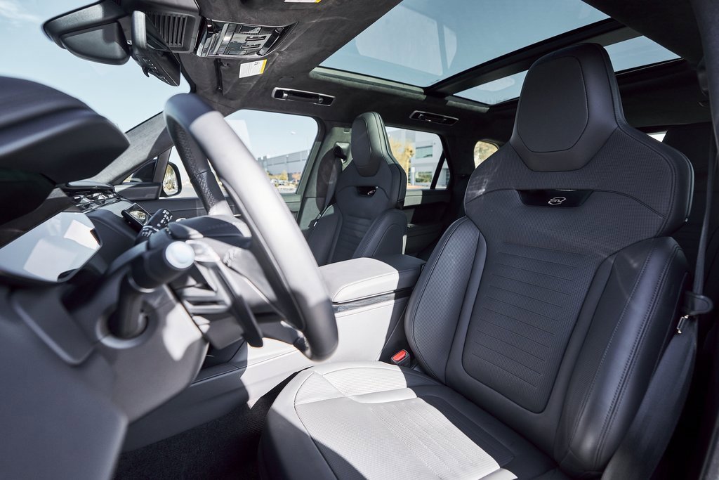 Used 2024 Land Rover Range Rover Sport SV Edition One Carbon Bronze image 44