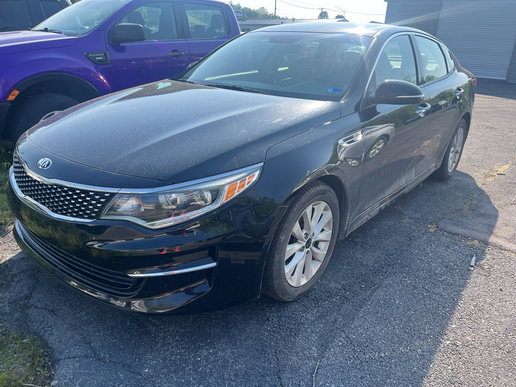 Used 2018 Kia Optima EX FWD image 3