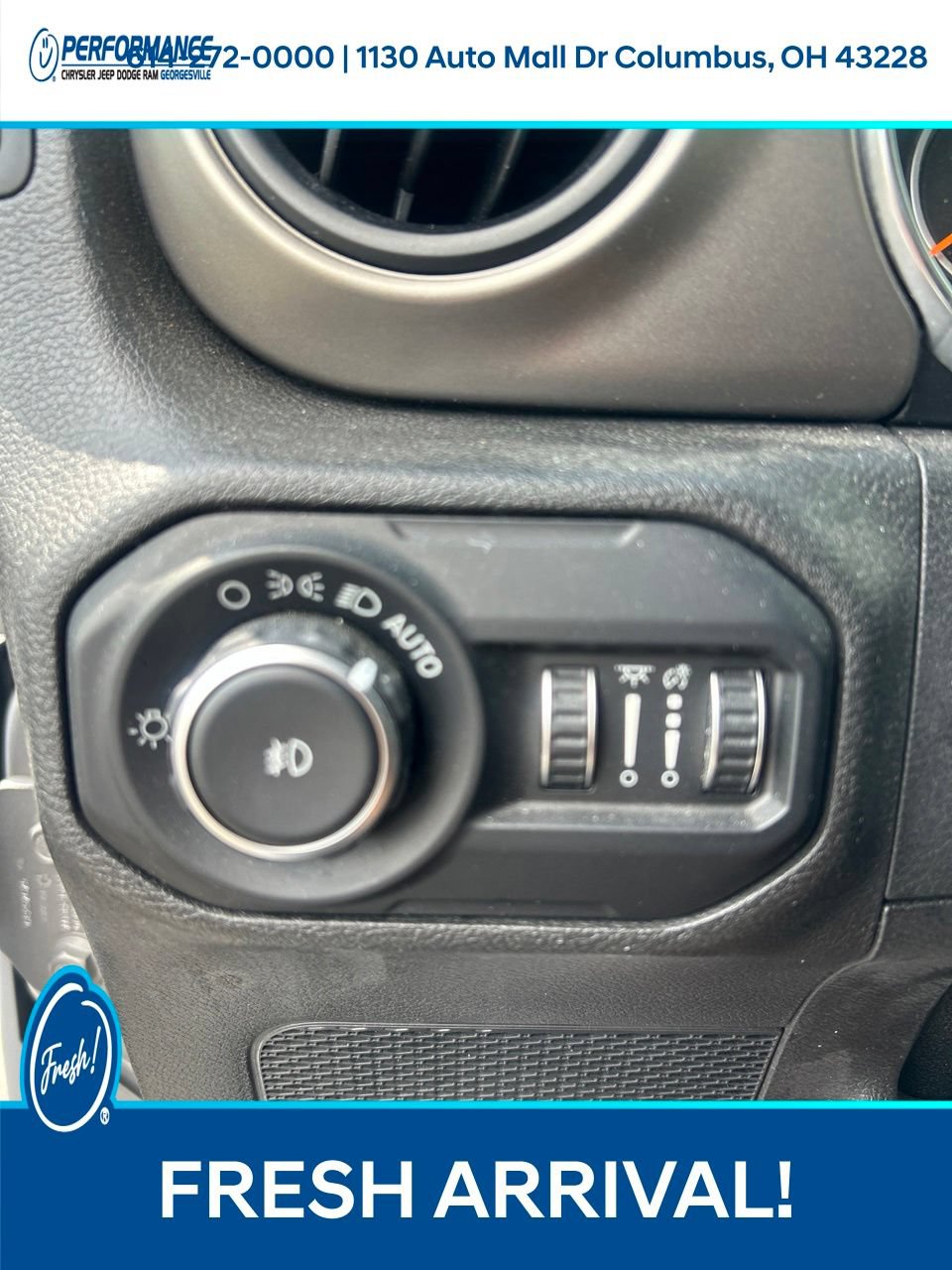 Used 2019 Jeep Wrangler Unlimited Sport S AWD/4WD image 26