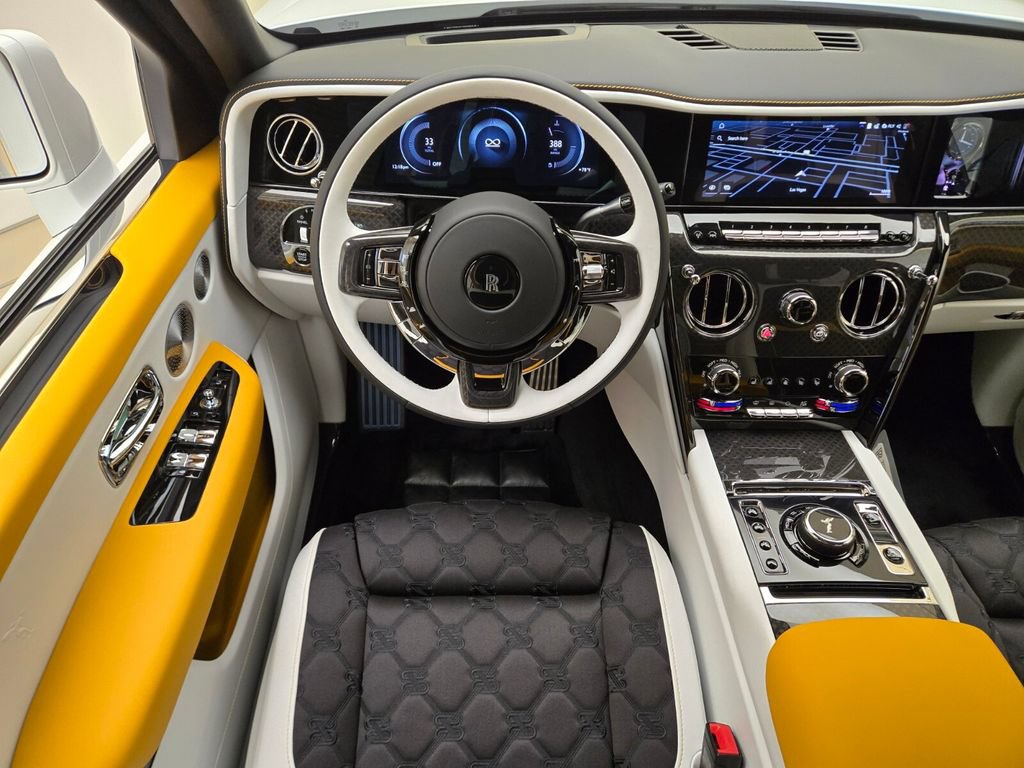 New 2027 Rolls-Royce Cullinan Black Badge AWD/4WD image 18