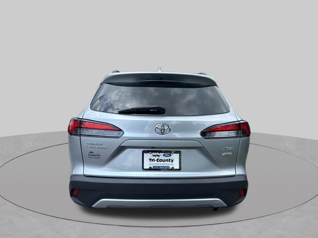 Used 2024 Toyota Corolla Cross XLE w/ Convenience Package AWD/4WD image 6