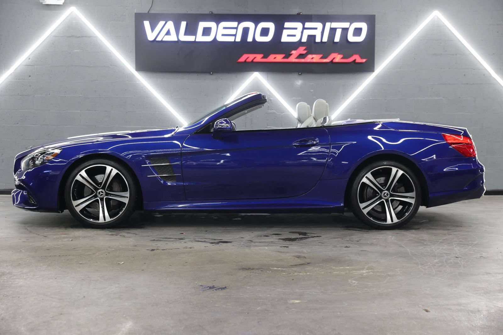Used 2018 Mercedes-Benz SL 450 image 38
