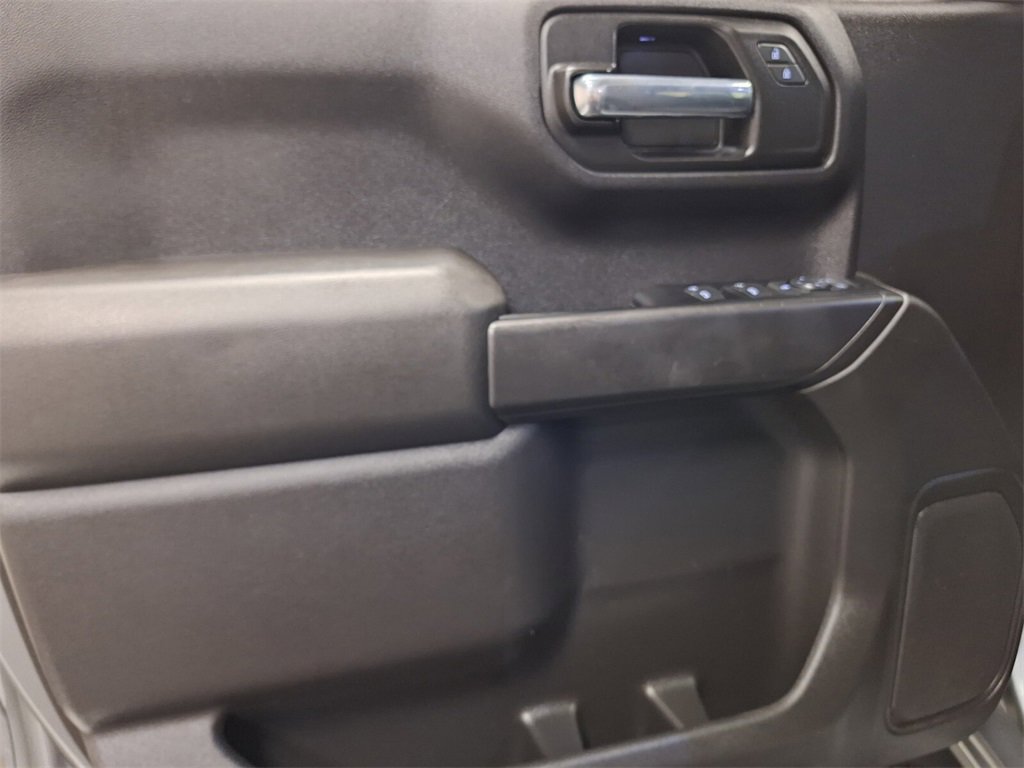 Used 2022 Chevrolet Silverado 1500 Custom w/ Safety Confidence Package image 31