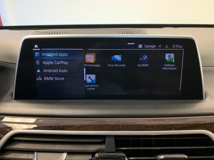 Used 2021 BMW 750i xDrive w/ Executive Package AWD/4WD image 57