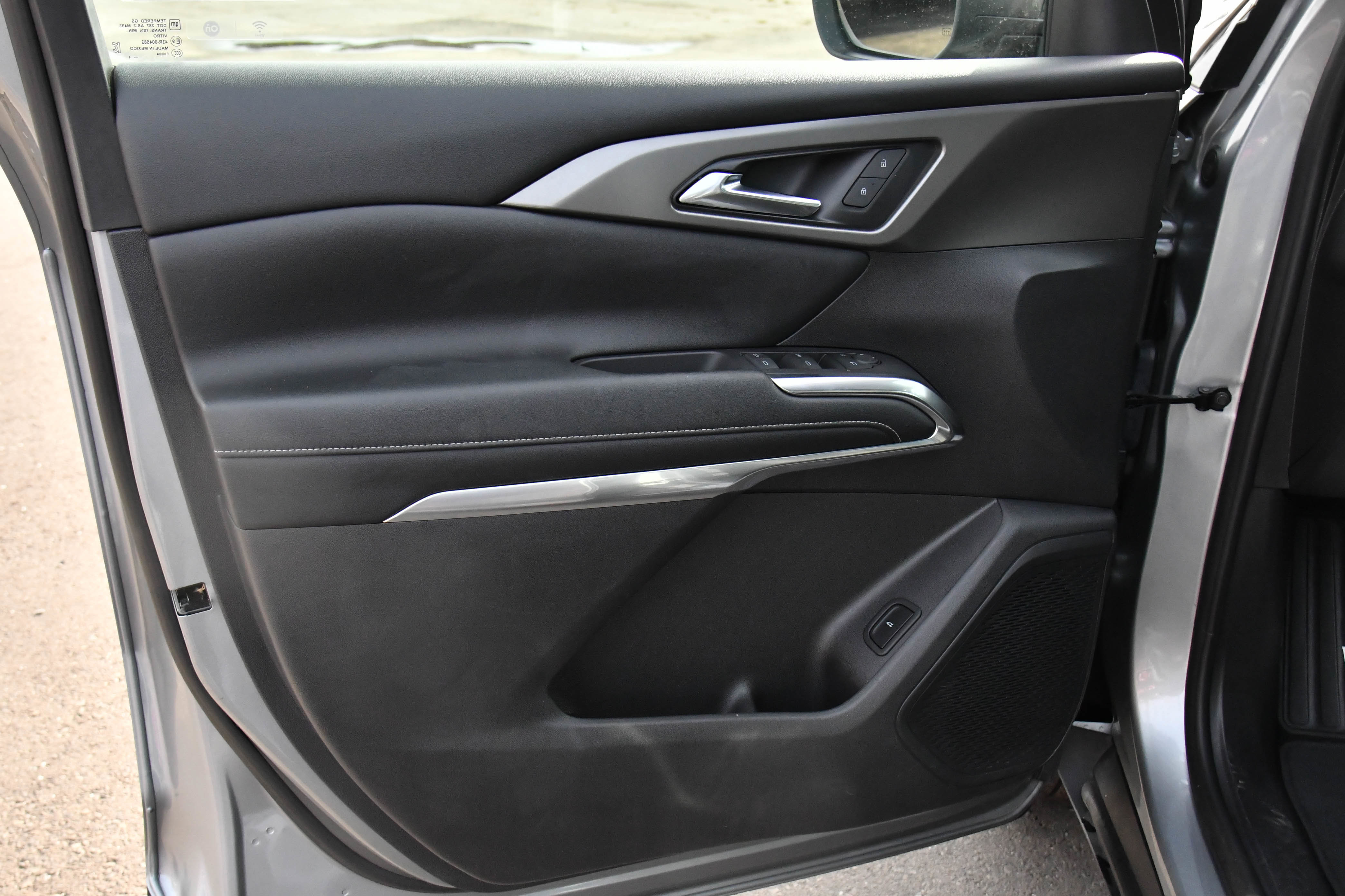 Used 2024 Chevrolet Traverse LT image 14