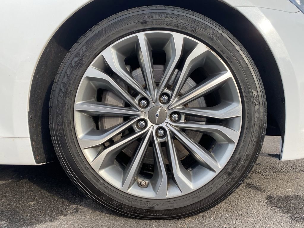 Used 2017 Genesis G80 3.8 w/ Option Group 02 image 24