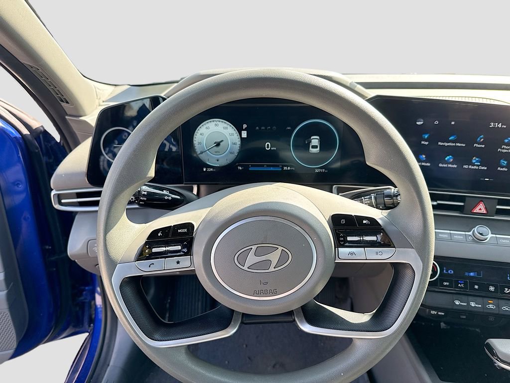 Used 2024 Hyundai Elantra SEL image 13