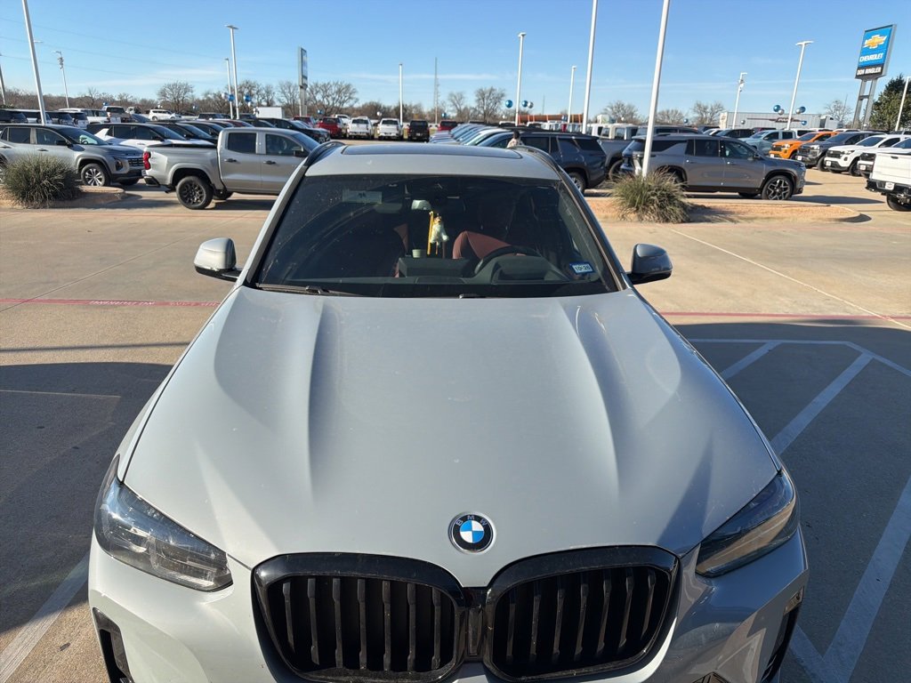Used 2024 BMW X3 sDrive30i w/ Premium Package w/ZPA image 7