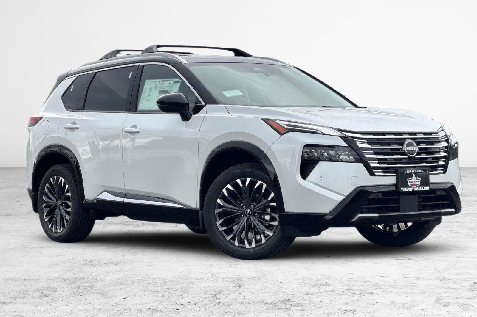 New 2026 Nissan Rogue Platinum AWD/4WD image 2