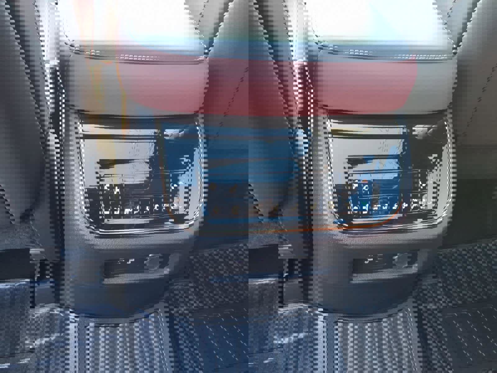 Certified 2025 INFINITI QX80 Autograph image 13