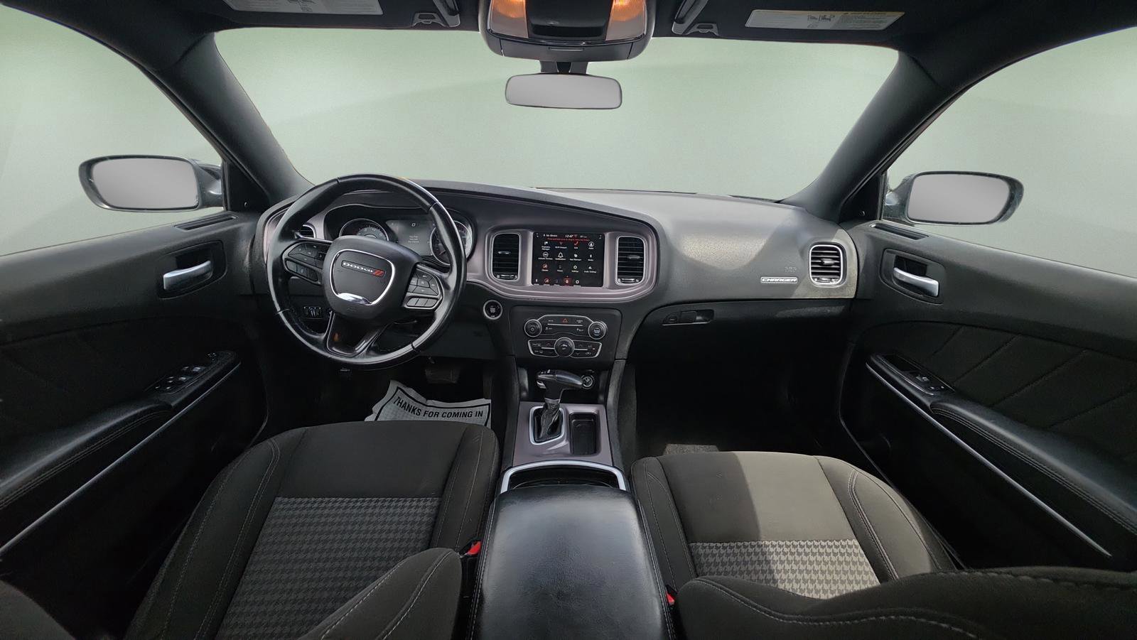 Used 2023 Dodge Charger SXT RWD image 9