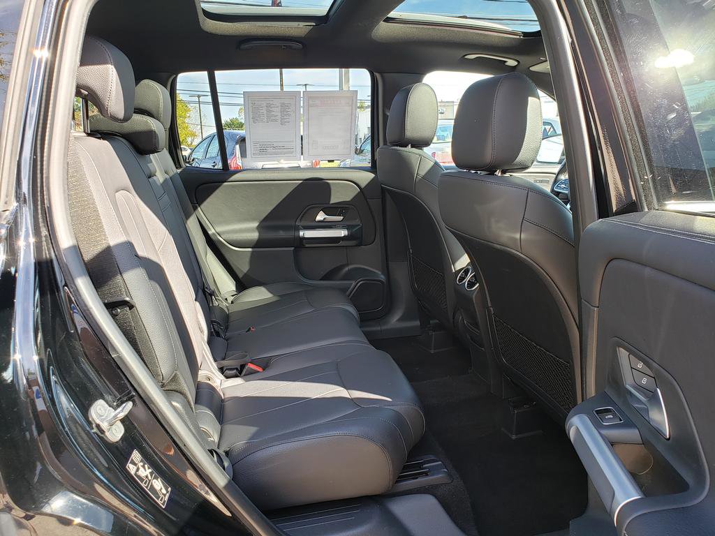 Used 2023 Mercedes-Benz GLB 250 4MATIC image 16