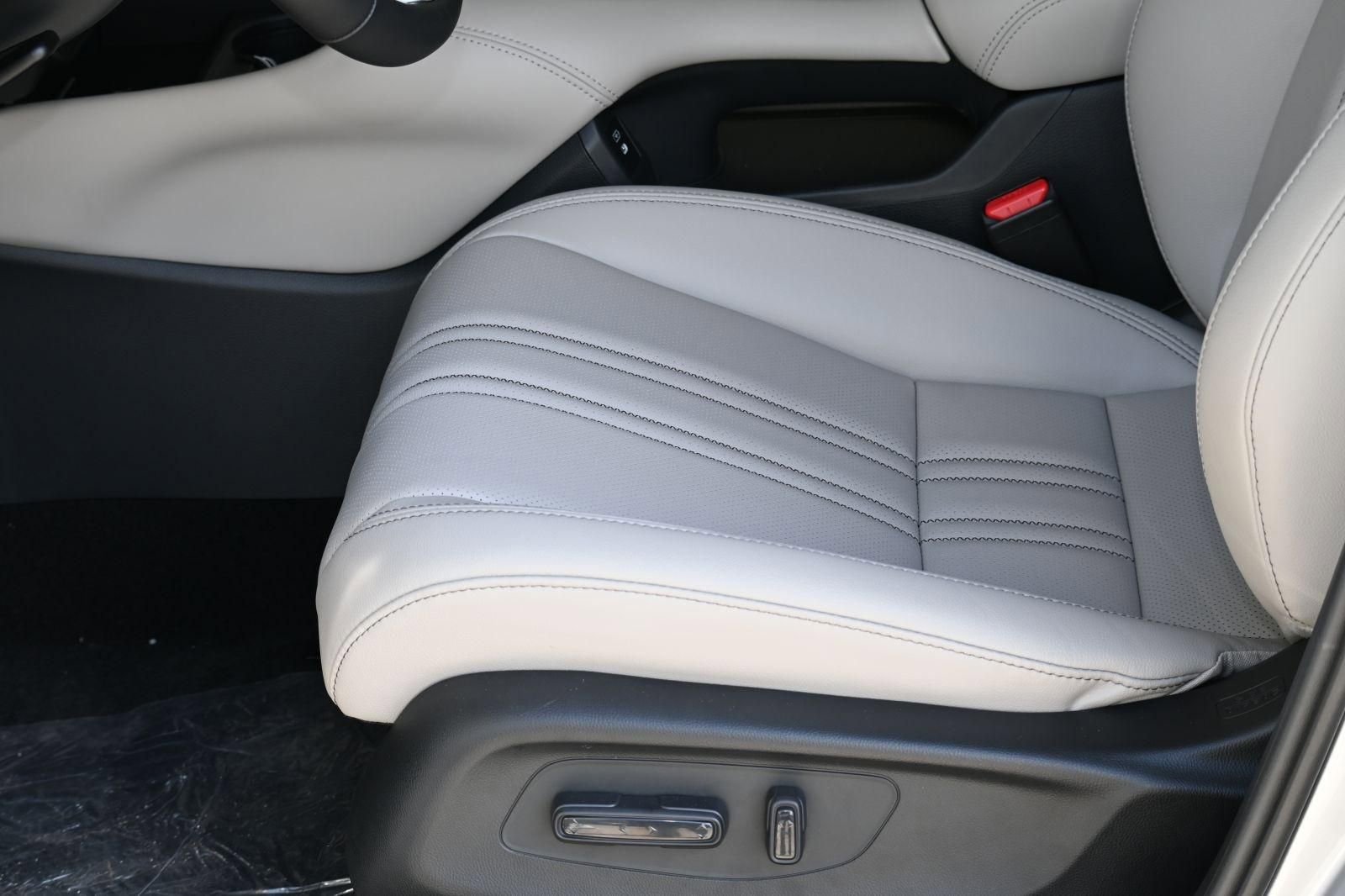 New 2026 Honda HR-V EX-L image 15