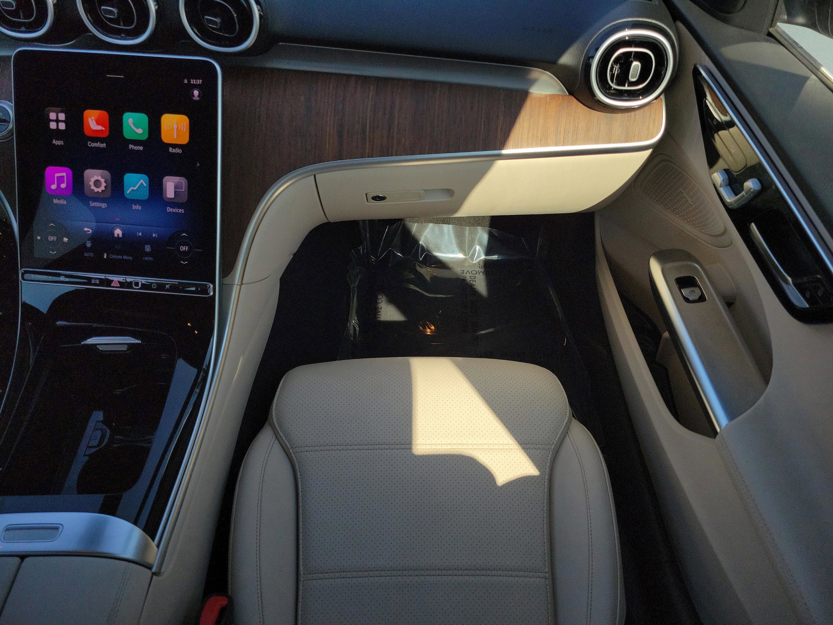 Certified 2025 Mercedes-Benz C 300 Sedan image 19