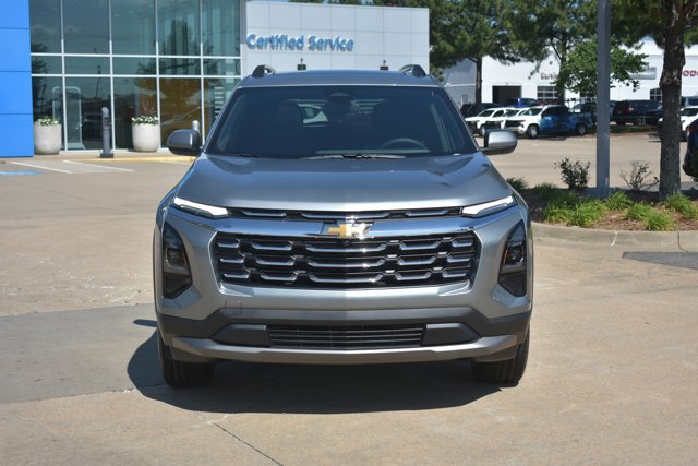 New 2026 Chevrolet Equinox LT FWD image 2
