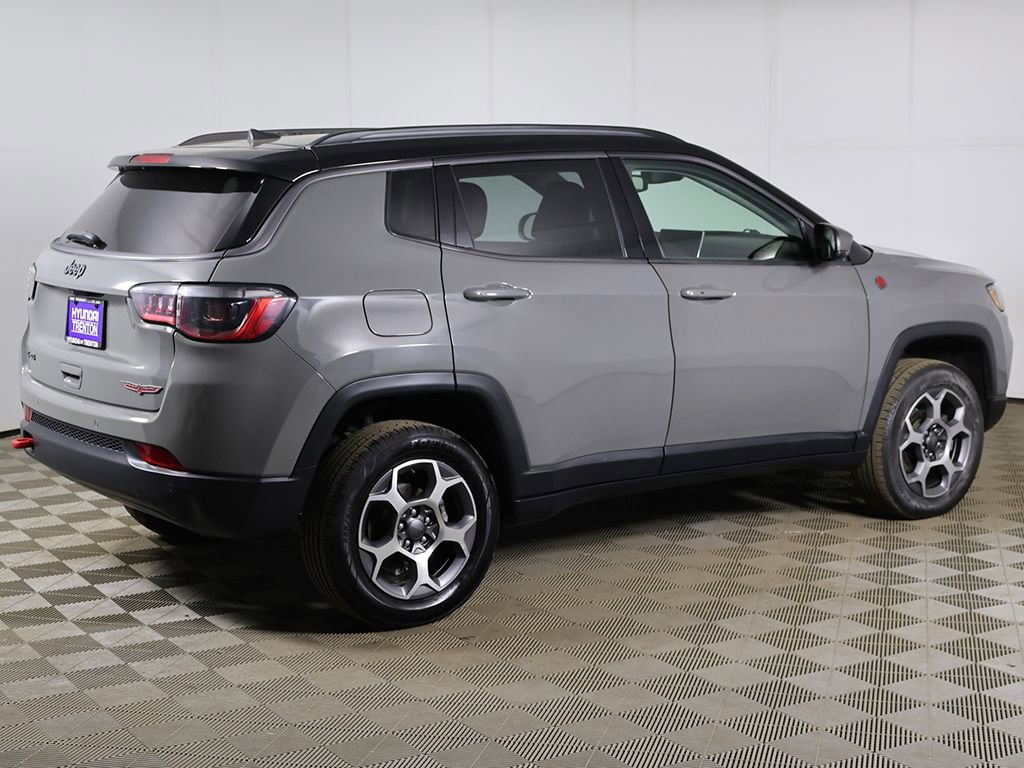 Used 2022 Jeep Compass Trailhawk w/ Sun and Sound Group image 10