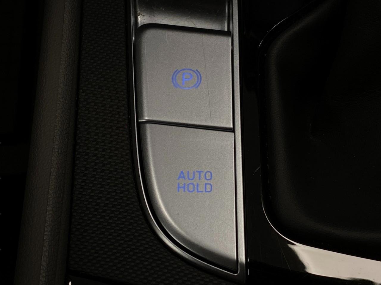 Certified 2025 Hyundai Elantra SEL FWD image 27