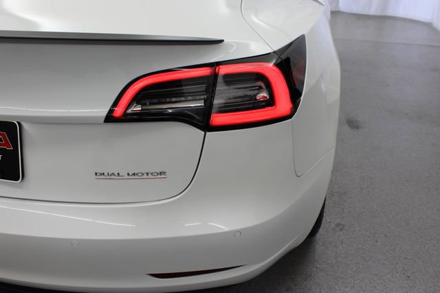 Used 2021 Tesla Model 3 Performance image 10