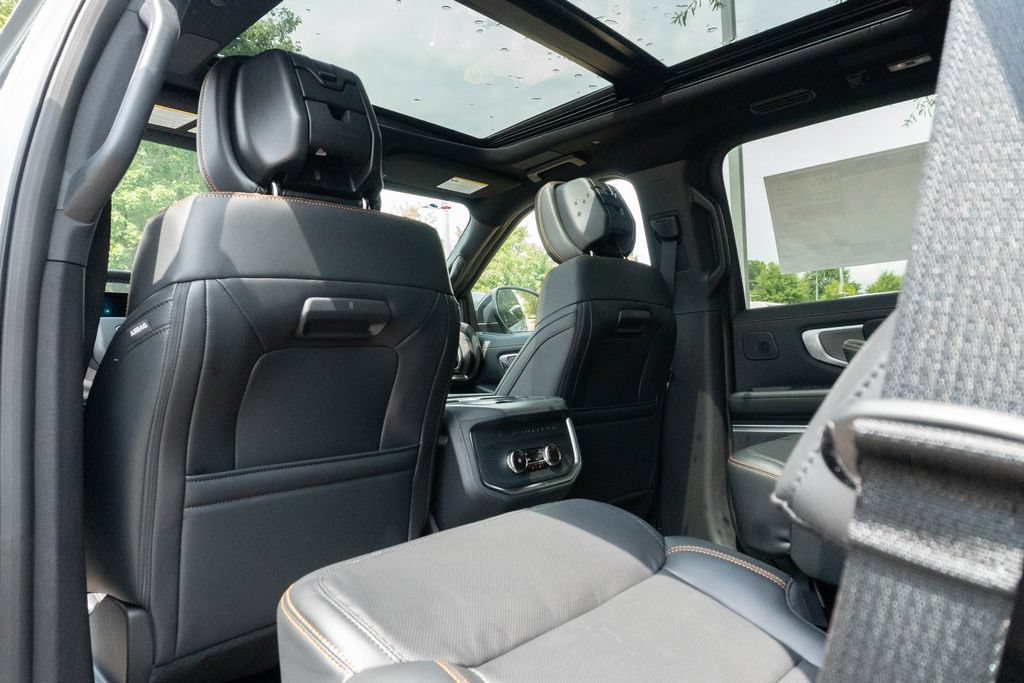 New 2027 Ford Expedition Tremor w/ Driver's Package AWD/4WD image 28