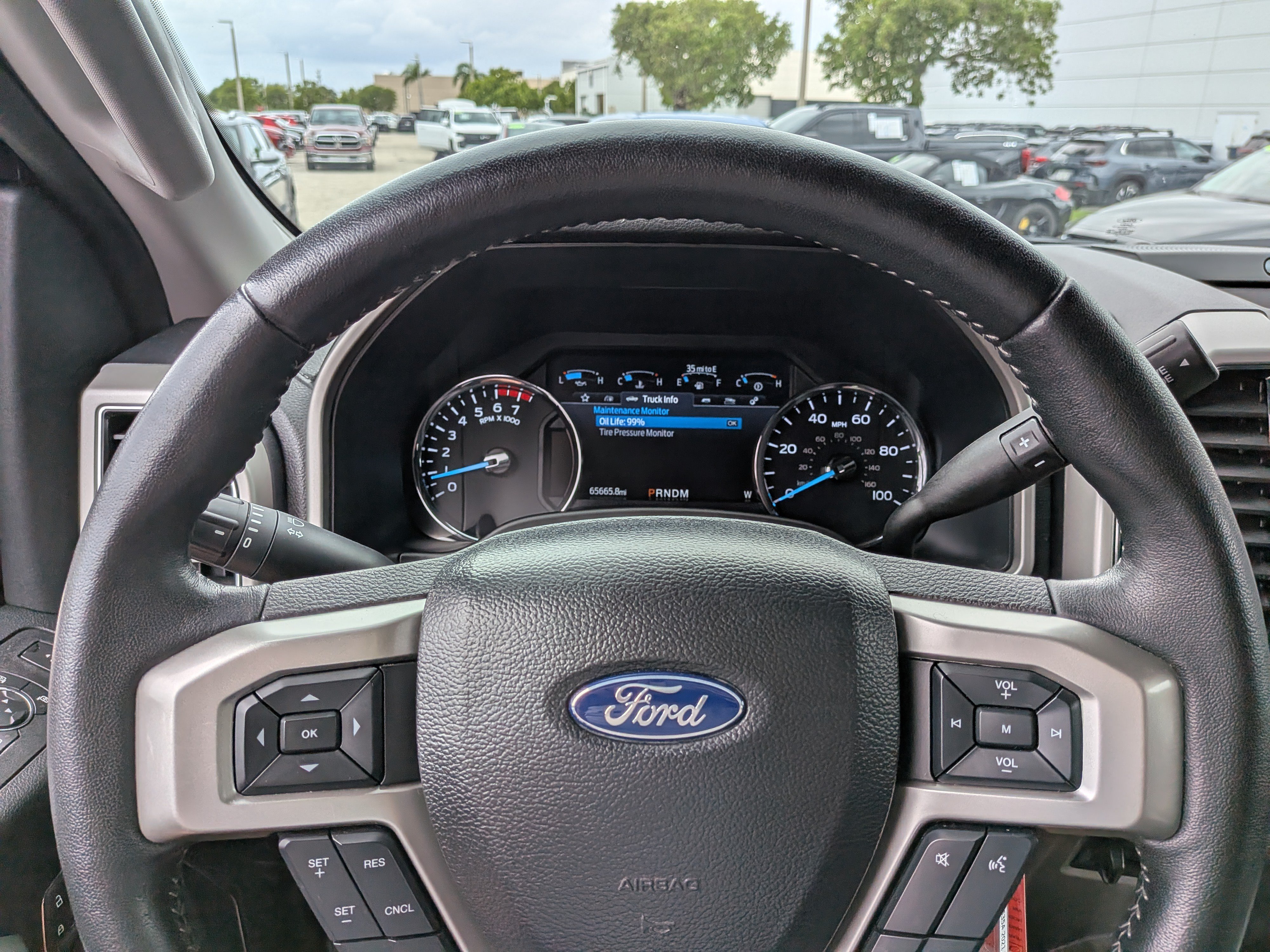 Used 2021 Ford F250 Lariat w/ Lariat Value Package AWD/4WD image 26