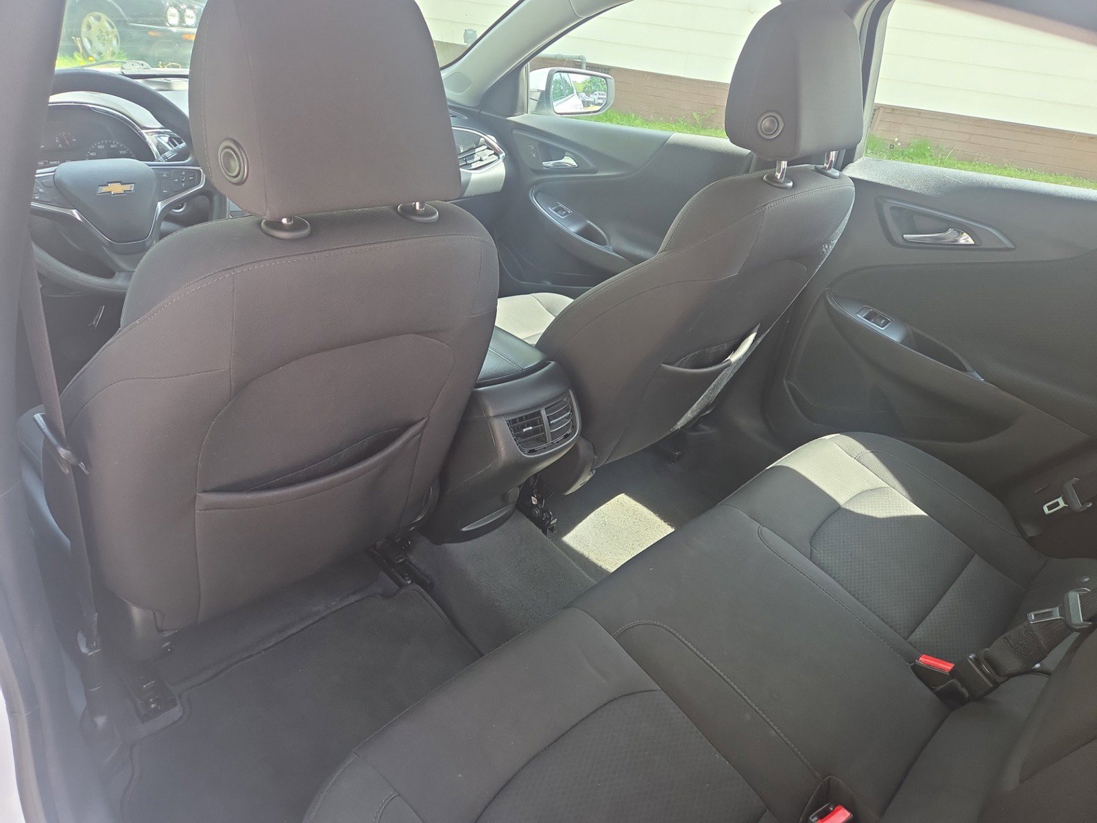 Used 2019 Chevrolet Malibu LT image 17