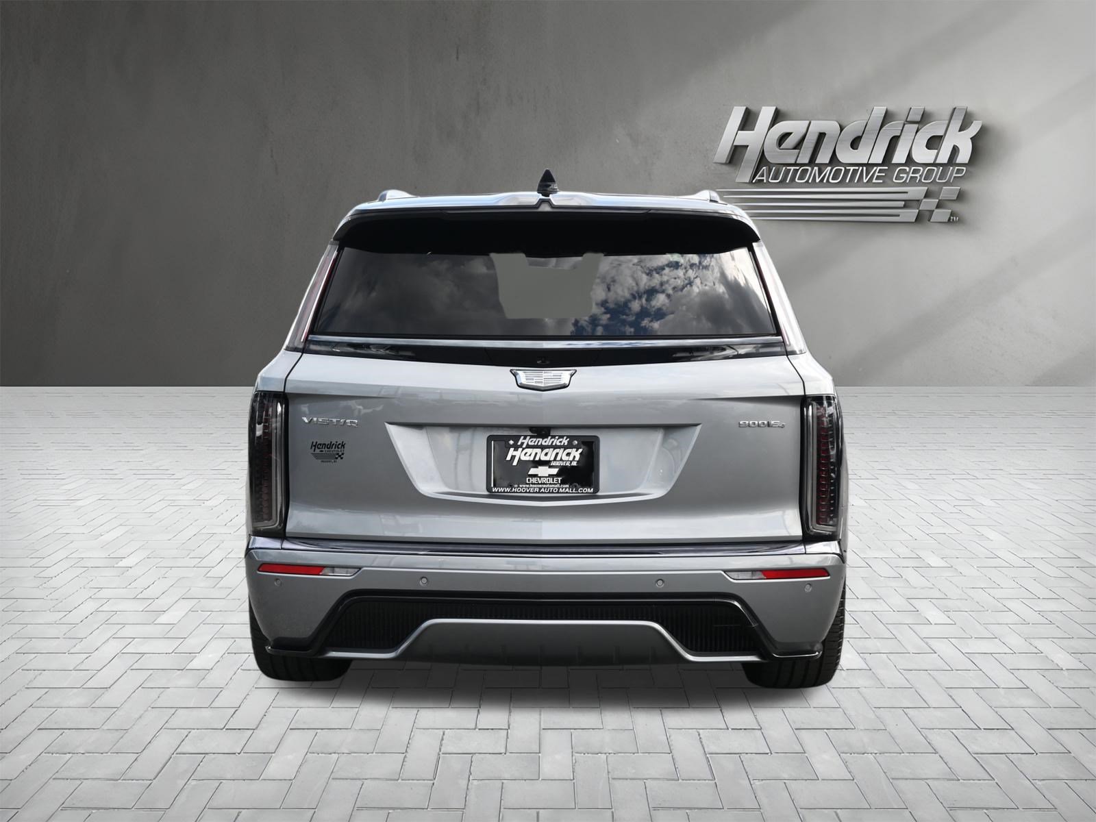 Used 2026 Cadillac Vistiq Platinum w/ LPO, Floor Liner Package AWD/4WD image 9