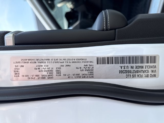 New 2026 Jeep Grand Cherokee Limited w/ Limited Altitude Package AWD/4WD image 16