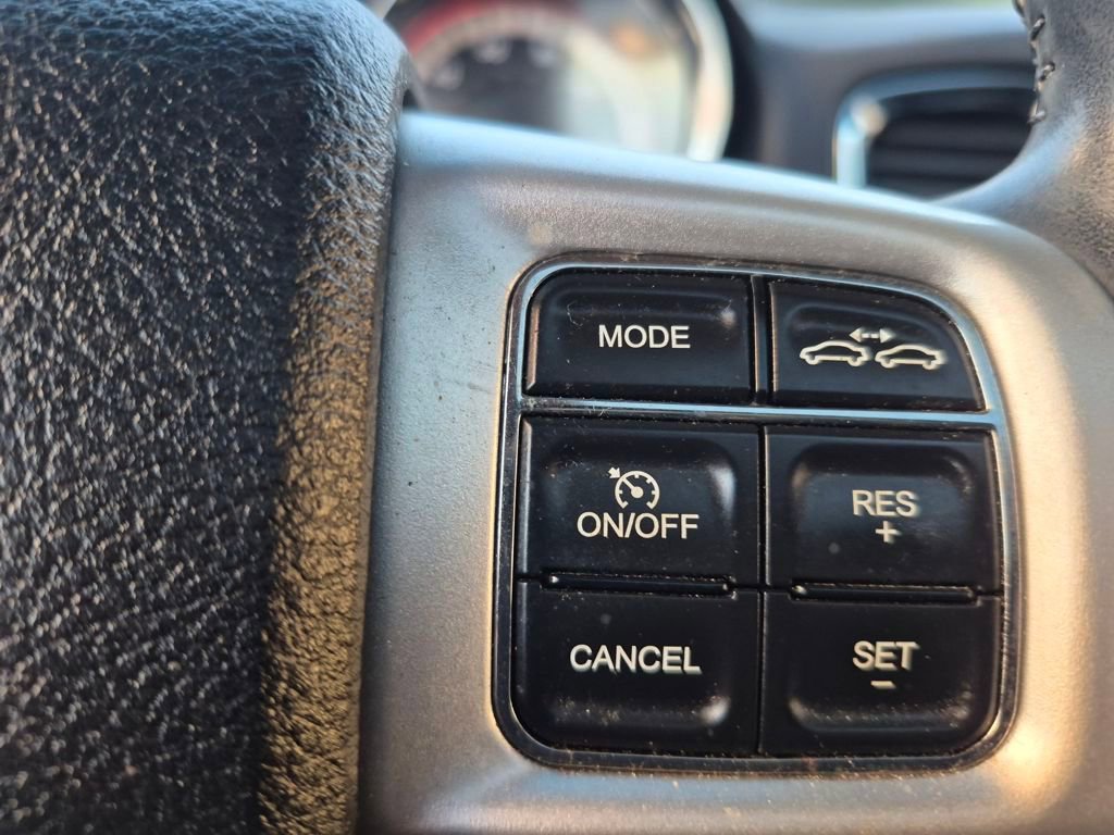 Used 2011 Dodge Durango Citadel w/ Trailer Tow Group IV image 18