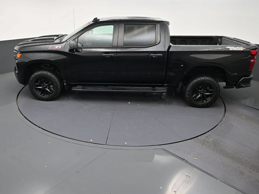 Used 2023 Chevrolet Silverado 1500 Custom Trail Boss AWD/4WD image 14