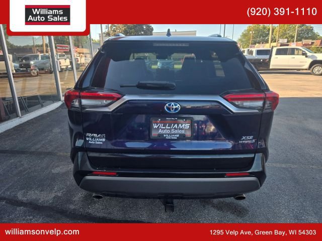 Used 2019 Toyota RAV4 XSE w/ XSE Weather Package AWD/4WD image 4