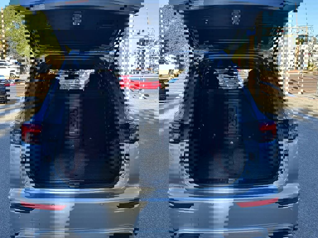 Used 2023 Mitsubishi Outlander SE image 8