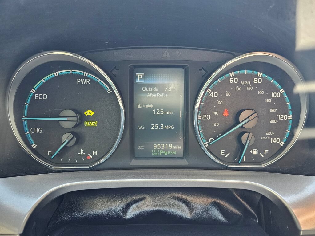 Used 2018 Toyota RAV4 SE w/ Advanced Technology Package AWD/4WD image 23