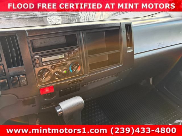 Used 2024 Isuzu NPR RWD image 24
