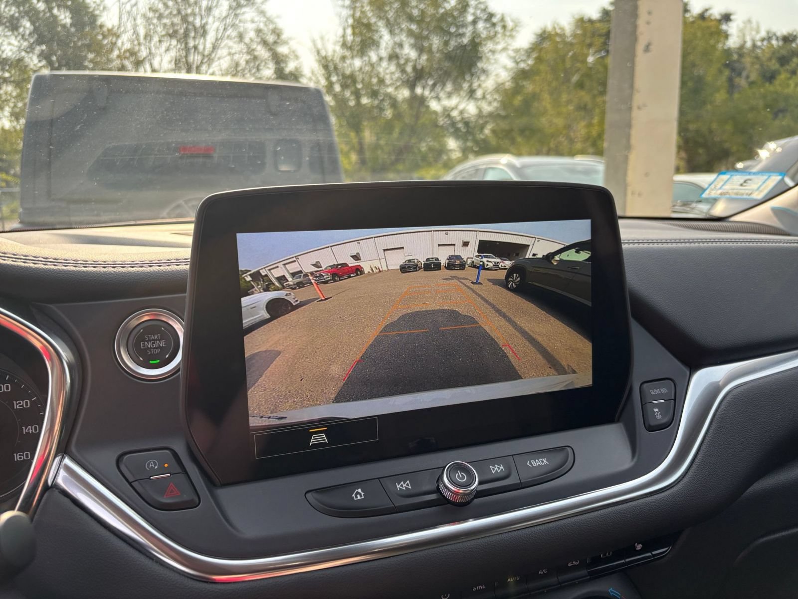 Used 2025 Chevrolet Blazer LT FWD image 24