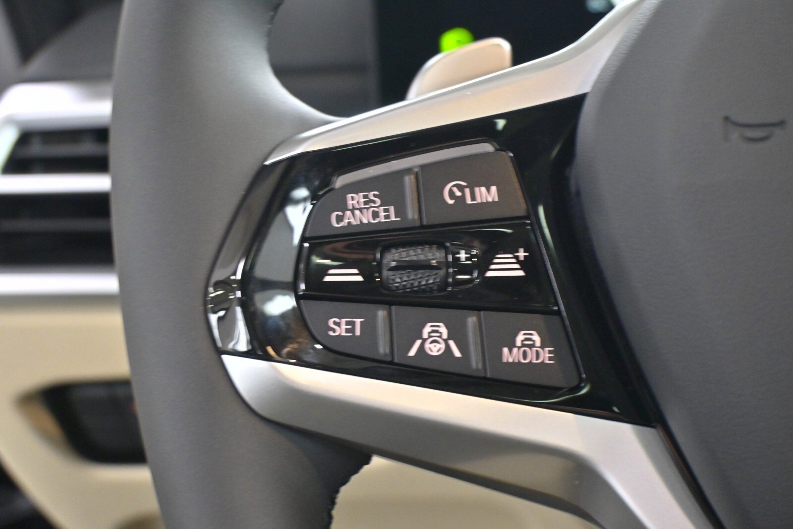 New 2026 BMW 330i xDrive Sedan w/ Premium Package image 19