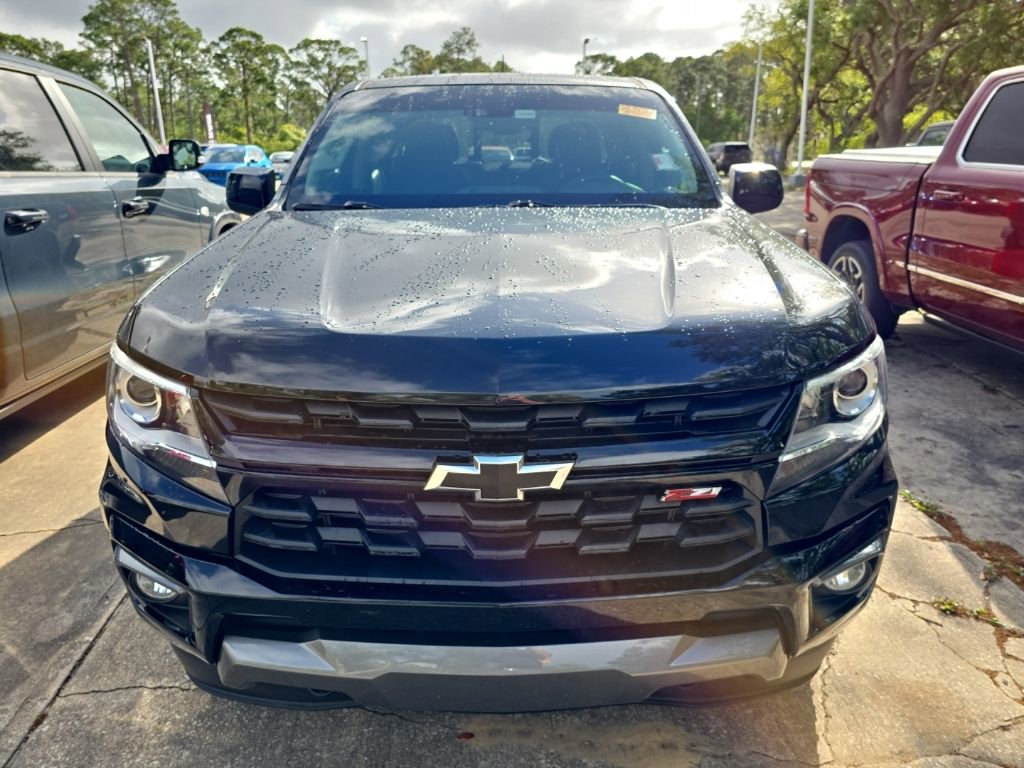 Used 2022 Chevrolet Colorado Z71 w/ Z71 Midnight Edition image 12