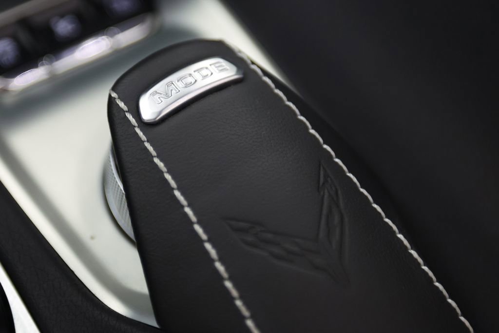 Used 2025 Chevrolet Corvette Z06 RWD image 26