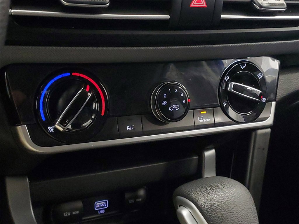 Certified 2022 Kia Seltos LX image 22