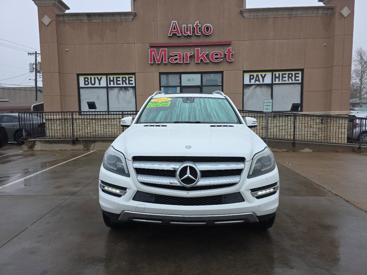 Used 2014 Mercedes-Benz GL 450 4MATIC 4dr GL 450 image 2