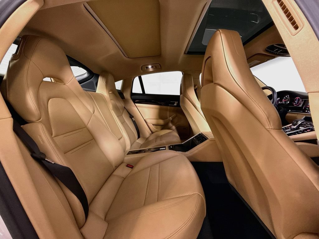 Certified 2023 Porsche Panamera 4S AWD/4WD image 19